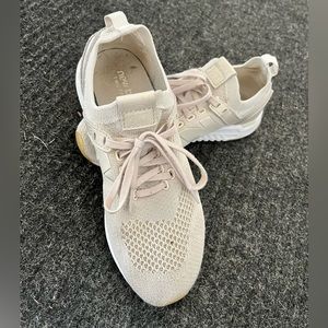 New Balance Cream Sneakers